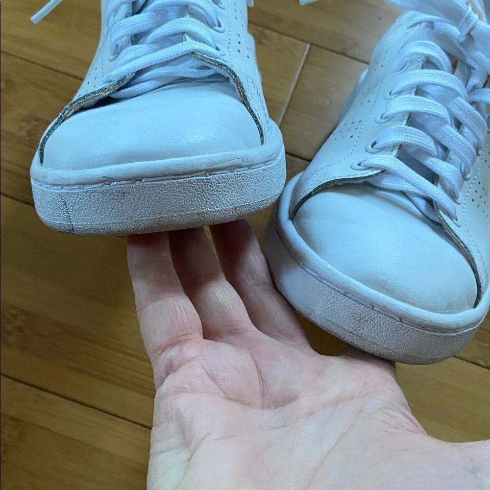 Beautiful white leather adidas cloud foam sneakers